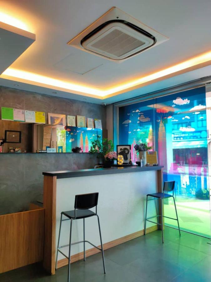 9 Square Hotel - Subang Субанг Джая Екстериор снимка