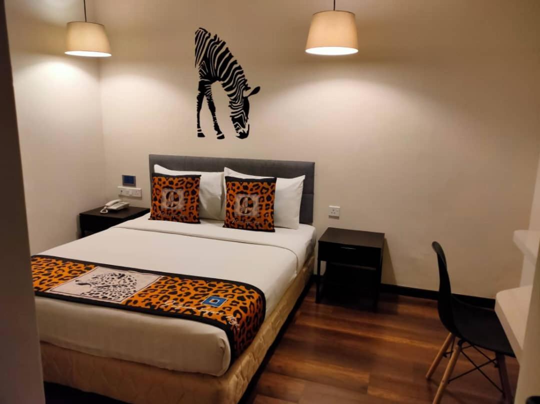 9 Square Hotel - Subang Субанг Джая Екстериор снимка