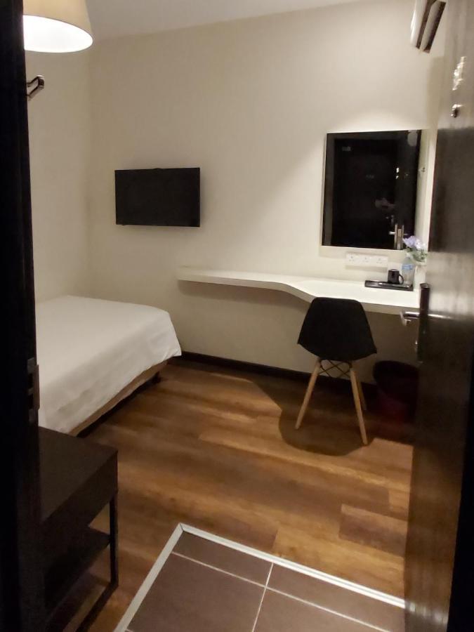 9 Square Hotel - Subang Субанг Джая Екстериор снимка