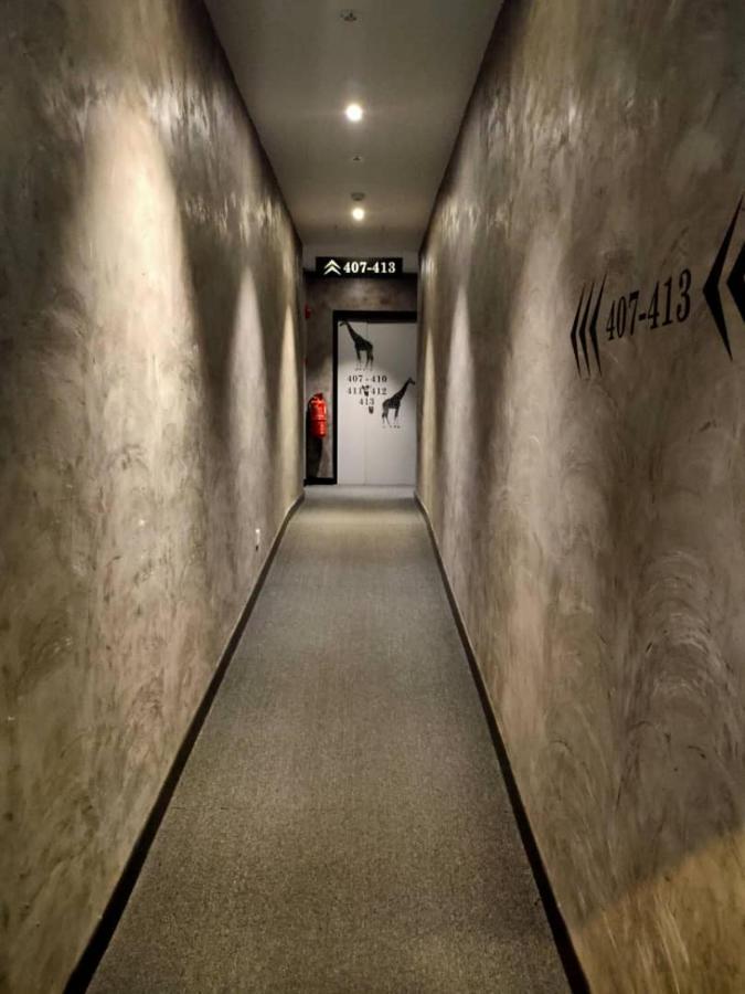 9 Square Hotel - Subang Субанг Джая Екстериор снимка